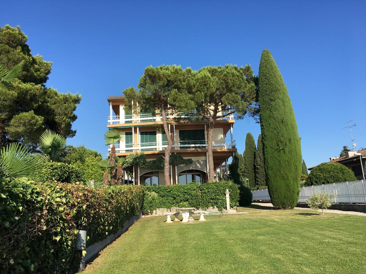 Sunset Apartment Σιρμιόνε Εξωτερικό φωτογραφία