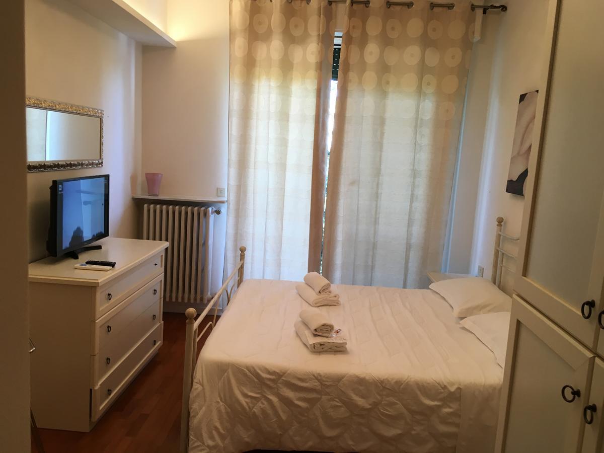 Sunset Apartment Σιρμιόνε Εξωτερικό φωτογραφία