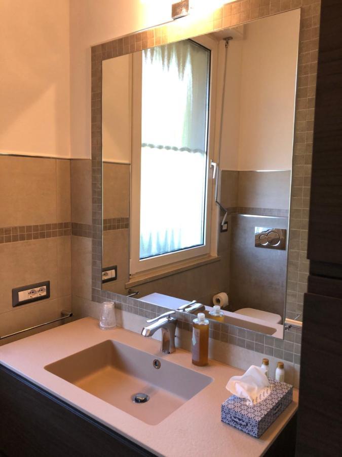 Sunset Apartment Σιρμιόνε Εξωτερικό φωτογραφία